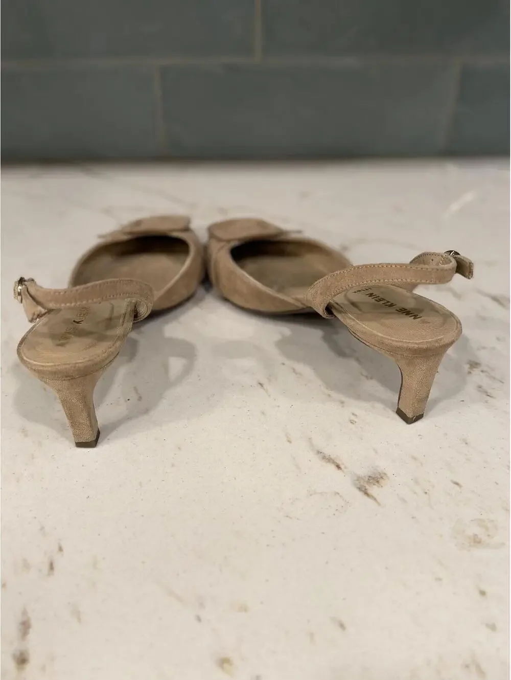 Anne Klein  Iva Beige Suede Slingback Kitten Heel Shoes Size 7.5